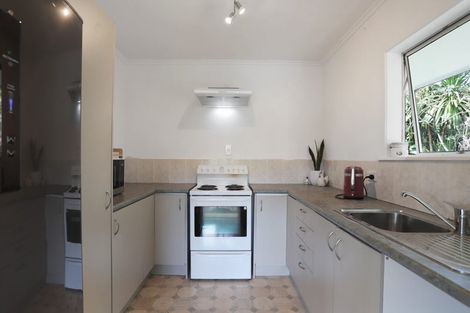 Photo of property in 82c Woodglen Road, Glen Eden, Auckland, 0602
