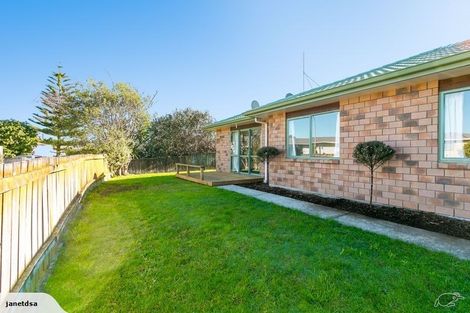 Photo of property in 1a Lagoon Place, Poike, Tauranga, 3112