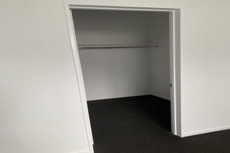 Photo of property in 25/3 Hulme Place, Henderson, Auckland, 0612