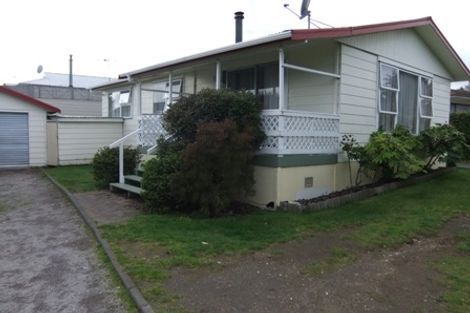 Photo of property in 11a Tobin Place, Richmond Heights, Taupo, 3330