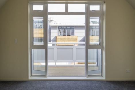 Photo of property in Pirie Street Townhouses, 18/35 Pirie Street, Mount Victoria, Wellington, 6011