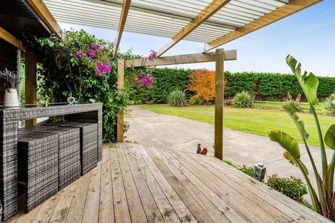 Photo of property in 5883 Mountain Road, Normanby, Hawera, 4673