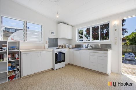 Photo of property in 18 Marine Avenue, Waihi Beach, 3611