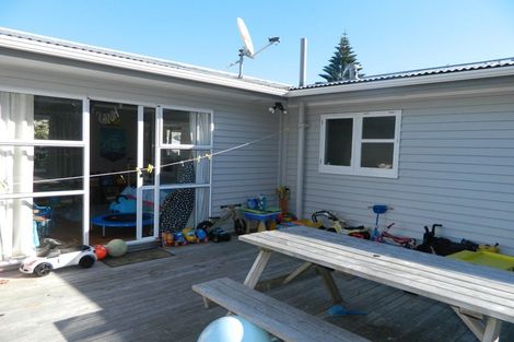 Photo of property in 12 Herewini Street, Titahi Bay, Porirua, 5022