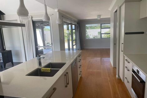 Photo of property in 52 Tarahunga Road, Levin, 5571