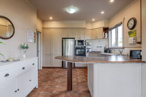 Photo of property in 32 Rewa Street, Takaro, Palmerston North, 4412