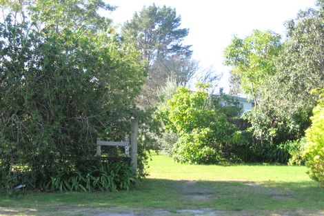 Photo of property in 63 Riverview Road, Cooks Beach, Whitianga, 3591