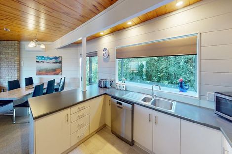 Photo of property in 199a Kawaha Point Road, Kawaha Point, Rotorua, 3010