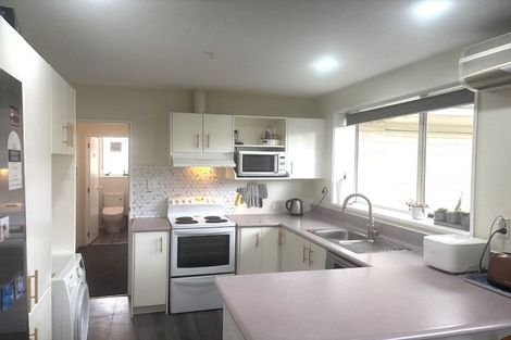 Photo of property in 16a Stanton Place, Woodend, 7610