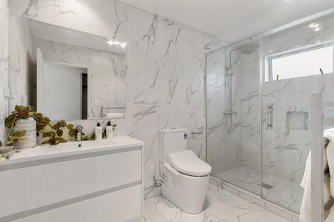 Photo of property in 52a Sycamore Drive, Sunnynook, Auckland, 0620