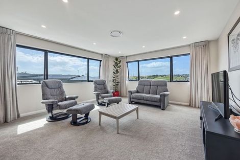 Photo of property in 5 Keel Street, Long Bay, Auckland, 0630