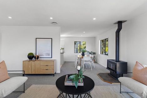 Photo of property in 64 Vintage Drive, Henderson, Auckland, 0612