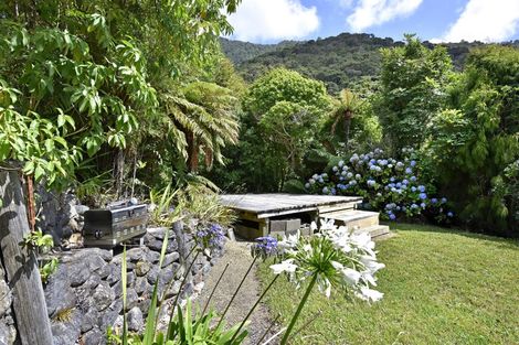 Photo of property in 3203 Archers Road, Tennyson Inlet, 7195