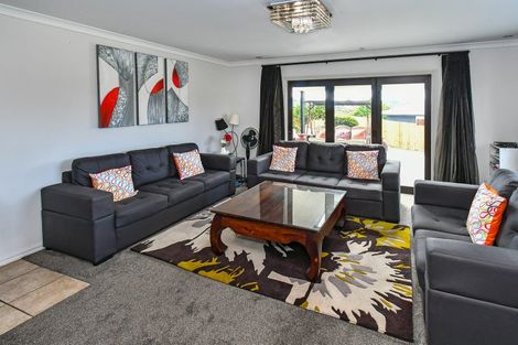 Photo of property in 9 Ambedkar Way, Pukekohe, 2120