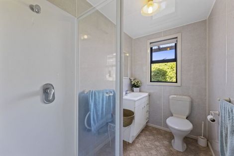 Photo of property in 12 Pioneer Crescent, Helensburgh, Dunedin, 9010