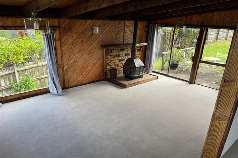 Photo of property in 13 Sispara Place, Beach Haven, Auckland, 0626