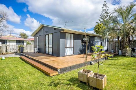 Photo of property in 1/24 Nearco Street, Randwick Park, Auckland, 2105