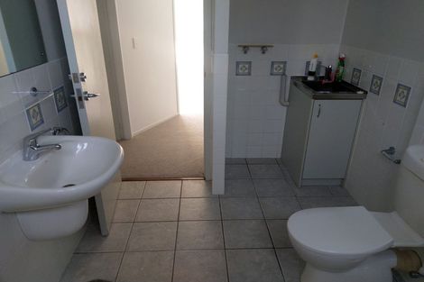 Photo of property in 74 Nairn Street, Mount Cook, Wellington, 6011