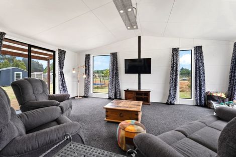 Photo of property in 38 Truby King Drive, Karitane, Waikouaiti, 9471