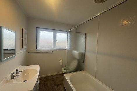 Photo of property in 23 Southsea Crescent, Silverdale, Hamilton, 3216
