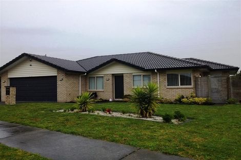 Photo of property in 4 Bonny Crescent, Massey, Auckland, 0614