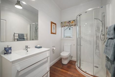 Photo of property in 9 Maniapoto Grove, Waipahihi, Taupo, 3330