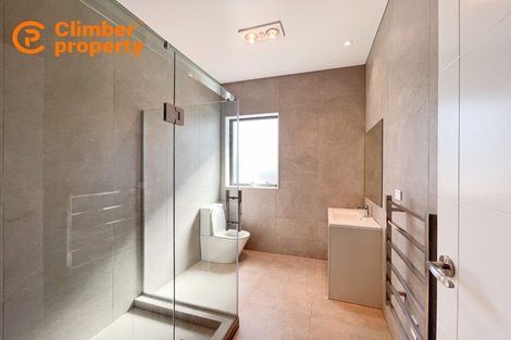 Photo of property in 12 Te Awa Place, Red Beach, 0932