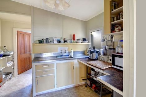 Photo of property in 154 Taieri Road, Kaikorai, Dunedin, 9010