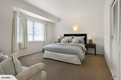 Photo of property in 2/8 Pierce Road, Milford, Auckland, 0620