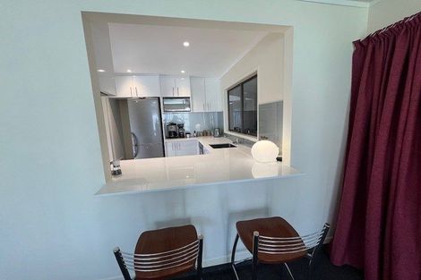 Photo of property in 32 Jillteresa Crescent, Half Moon Bay, Auckland, 2012