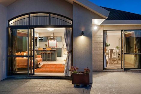 Photo of property in 101 Realm Drive, Paraparaumu, 5032