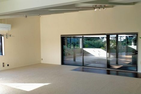 Photo of property in 154 Carter Road, Oratia, Auckland, 0604