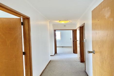 Photo of property in 5 Urlich Drive, Ranui, Auckland, 0612