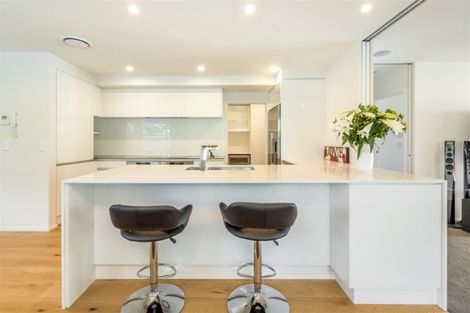 Photo of property in 43 Waiwetu Street, Fendalton, Christchurch, 8052