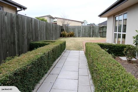 Photo of property in 5 Corsican Grove, Parklands, Christchurch, 8083