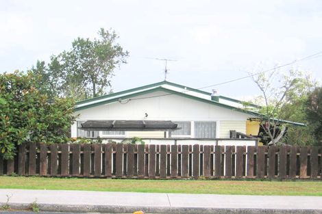 Photo of property in 2/14 Spencer Road, Pinehill, Auckland, 0632