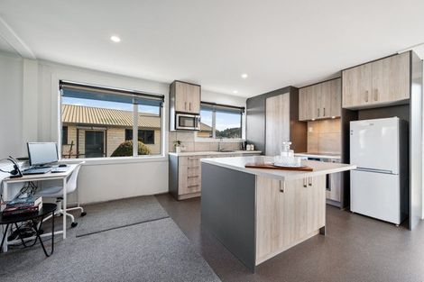 Photo of property in 71 Russell Street, Alexandra, 9320