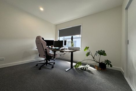 Photo of property in 16 Parkwood Avenue, Westgate, Auckland, 0614