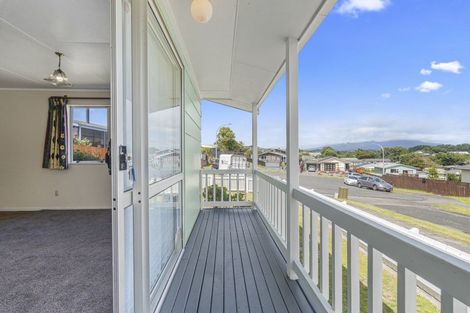 Photo of property in 1/25 Tahurangi Place, Spotswood, New Plymouth, 4310