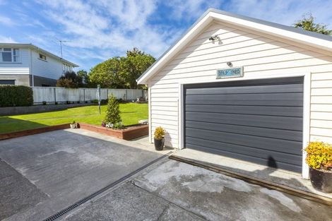 Photo of property in 9 Kiwi Street, Heretaunga, Upper Hutt, 5018