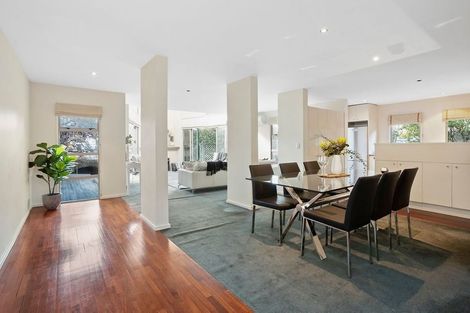 Photo of property in 2/37 Poynder Avenue, Merivale, Christchurch, 8014