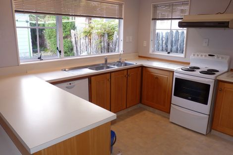 Photo of property in 2/62 Rokino Road, Hilltop, Taupo, 3330