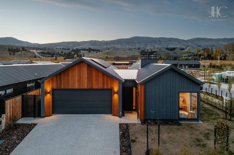 Photo of property in 28 Magnum Drive, Cromwell, 9310