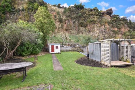 Photo of property in 131 Glen Road, The Glen, Dunedin, 9011