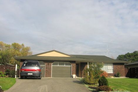 Photo of property in 10 Gainsborough Grove, Highbury, Palmerston North, 4412