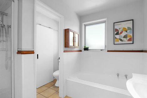 Photo of property in 2 Kahukura Road, Hei Hei, Christchurch, 8042