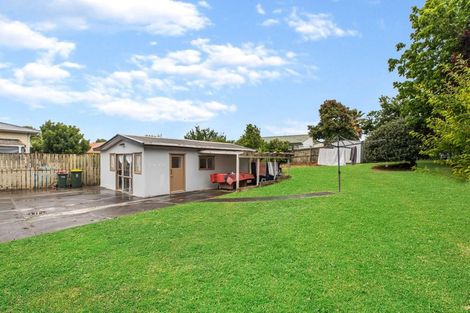 Photo of property in 29 Plumley Crescent, Mangere, Auckland, 2022