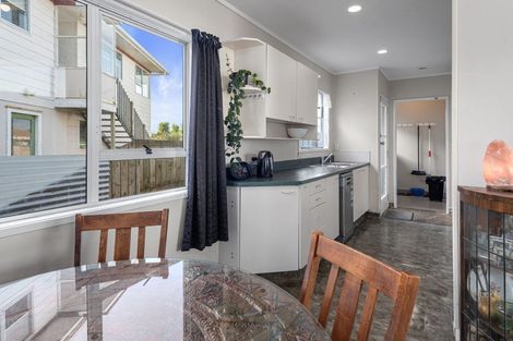 Photo of property in 77 Ranfurly Street, Dargaville, 0310