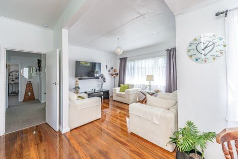 Photo of property in 2 Hodge Place, Aramoho, Whanganui, 4500