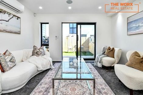Photo of property in 4/32 Beaumonts Way, Manurewa, Auckland, 2102